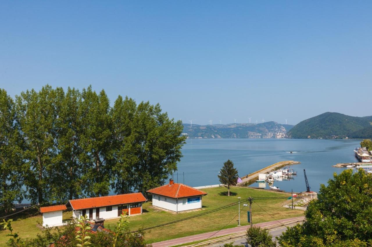 Apartmani Porto Golubac Exterior photo